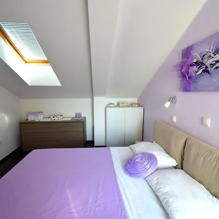 Apartment Roberto By Interhome Njivice