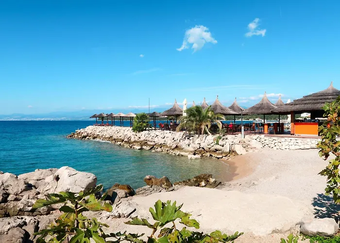 Apartment Roberto By Interhome Njivice