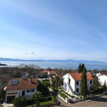 Roberto By Interhome *