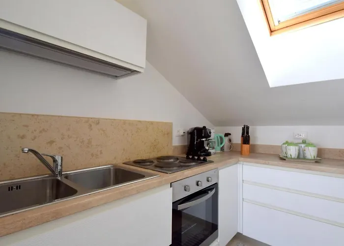 Roberto By Interhome Njivice