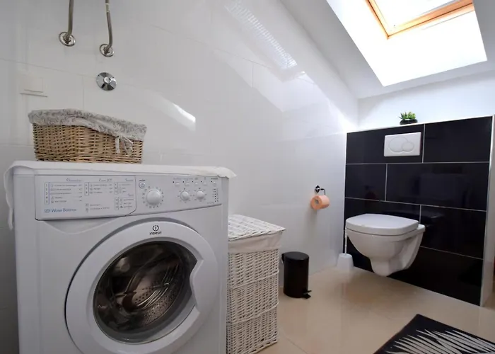 Roberto By Interhome *