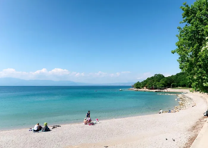 Roberto By Interhome Apartamento Njivice